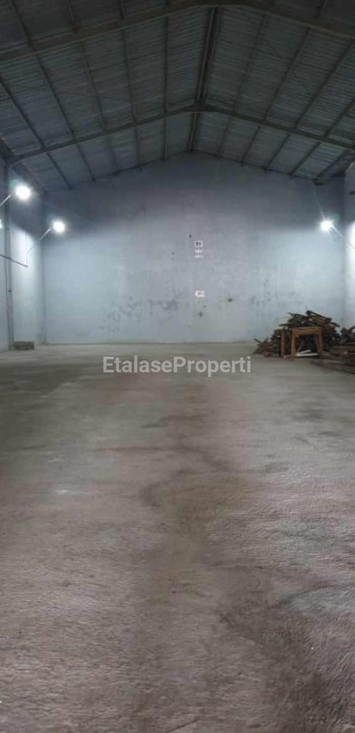 Foto properti DISEWAKAN GUDANG DI KUSUMA BANGSA 4