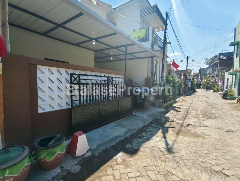 Foto properti Dijual Rumah Di Citra Graha Mandiri Dekat Margomulyo 1
