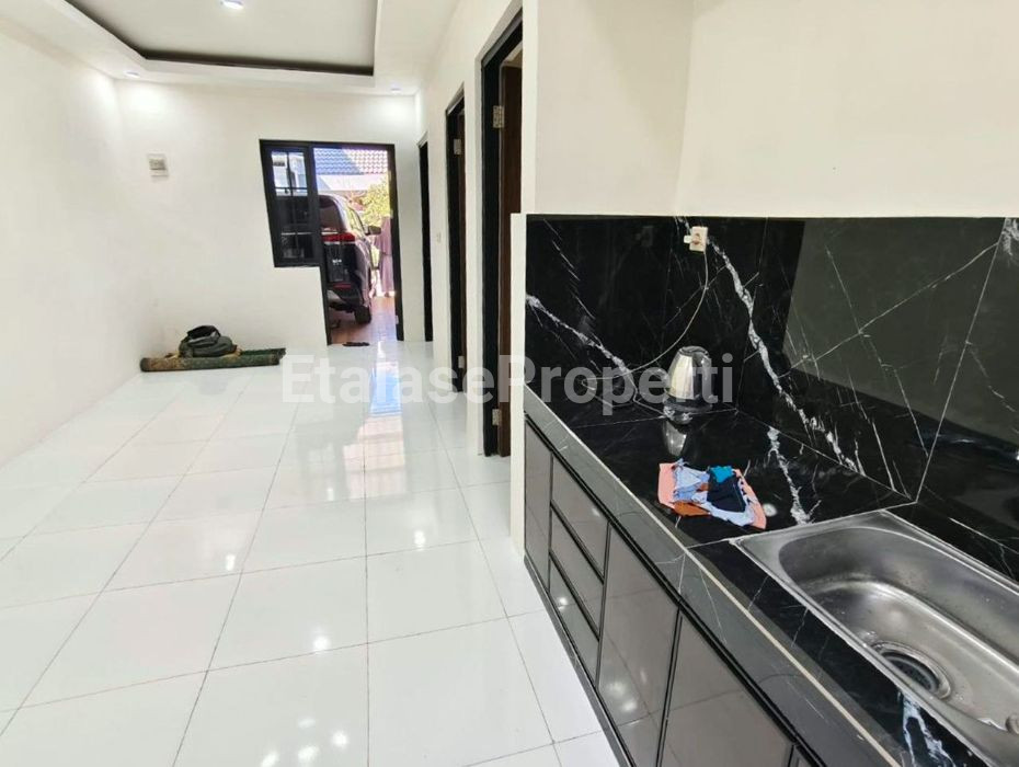 Foto properti Dijual Rumah Di Citra Graha Mandiri Dekat Margomulyo 2