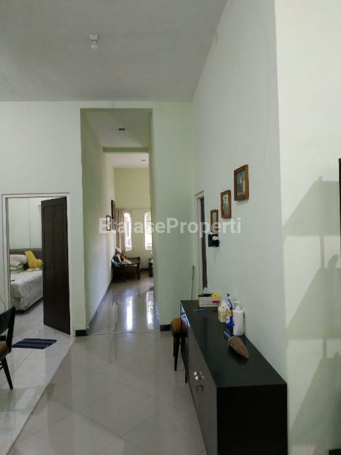 Foto properti Dijual Rumah Terawat Di Medayu Utara Rungkut Dekat UPN 2