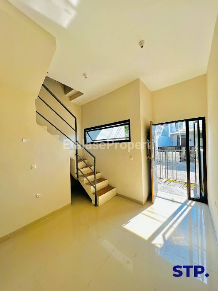 Foto properti Sisa 1 Unit - Rumah Baru 2 Lantai Wonorejo Selatan Bonus Gambar Interior 2