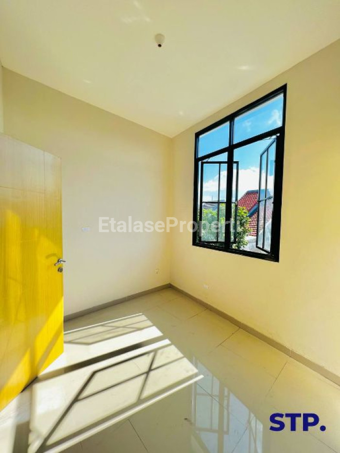 Foto properti Sisa 1 Unit - Rumah Baru 2 Lantai Wonorejo Selatan Bonus Gambar Interior 7