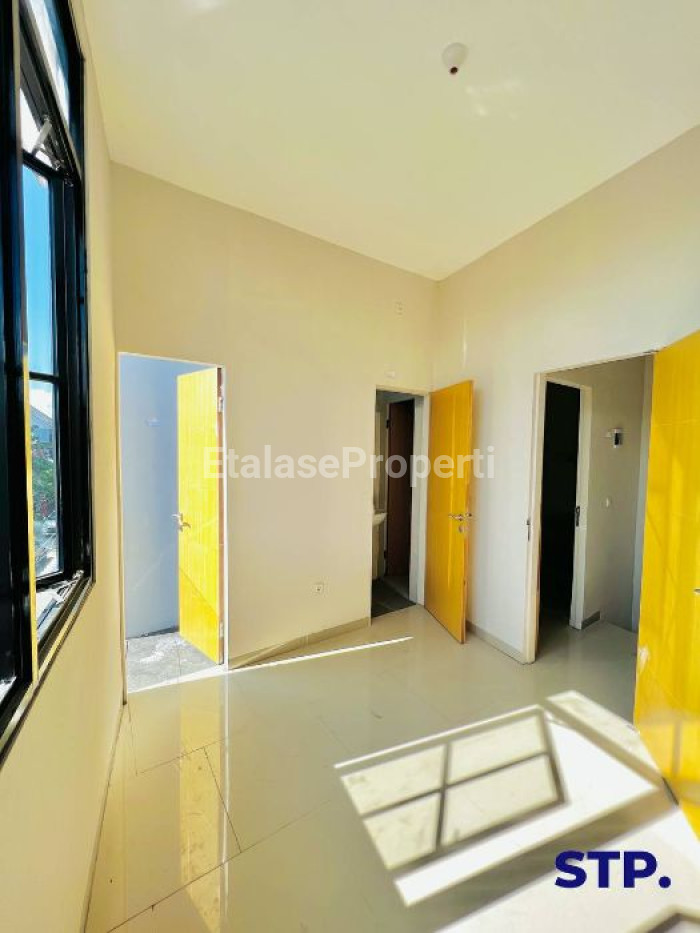 Foto properti Sisa 1 Unit - Rumah Baru 2 Lantai Wonorejo Selatan Bonus Gambar Interior 8