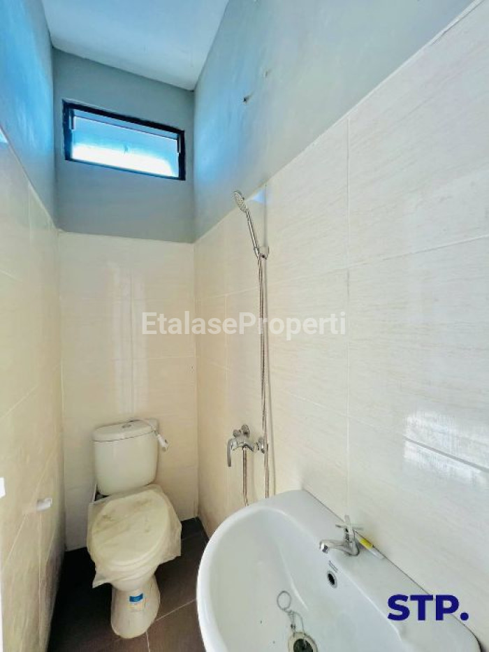 Foto properti Sisa 1 Unit - Rumah Baru 2 Lantai Wonorejo Selatan Bonus Gambar Interior 10