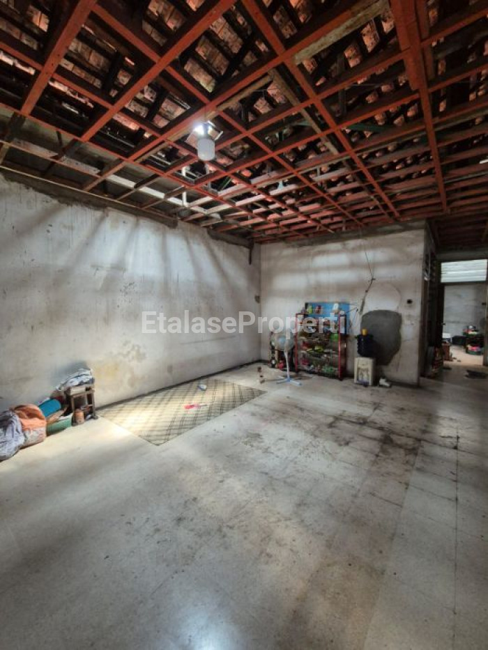 Foto properti Disewakan Ruko Pesapen Dekat Jl Rajawali 4