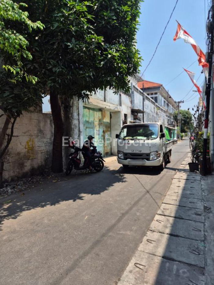 Foto properti Disewakan Ruko Pesapen Dekat Jl Rajawali 8