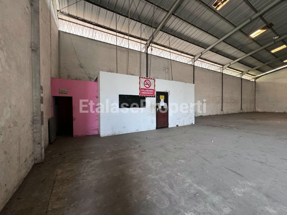 Foto properti Disewakan Gudang Di Buduran 2