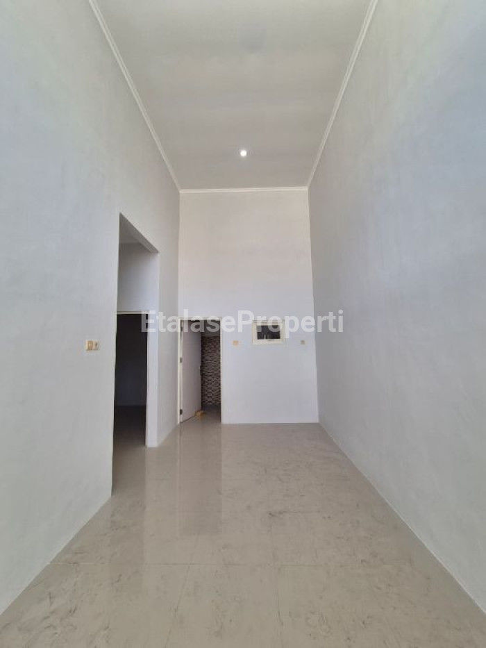 Foto properti Dijual Rumah Siap Huni Di Wonorejo Rungkut 6
