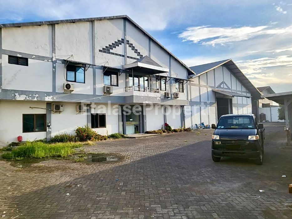 Foto properti *Dijual Pabrik / Gudang Di Cerme, Gresik* 2