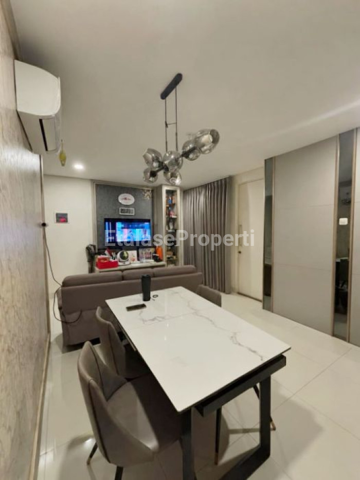 Foto properti Dijual Rumah Grand Island Suvadiva Pakuwon City 2