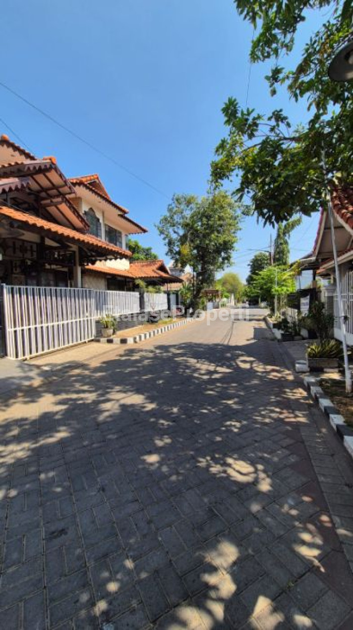 Foto properti Dijual Rumah Di Rungkut Harapan Samping Raya MERR 5