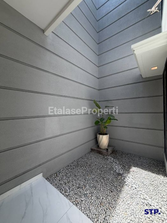Foto properti Rumah Mewah Classic Di Galaxi Bumi Permai Araya Tahap 2 5