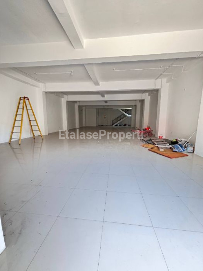 Foto properti Disewakan Gedung Ruko Di Kedungdoro Kedungsari 2