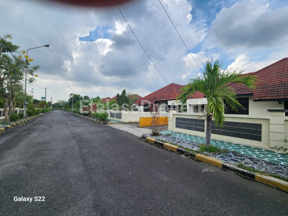 Foto properti Dijual Komplek Rumah Di Gajah Mada Kedungturi Taman Sidoarjo 3