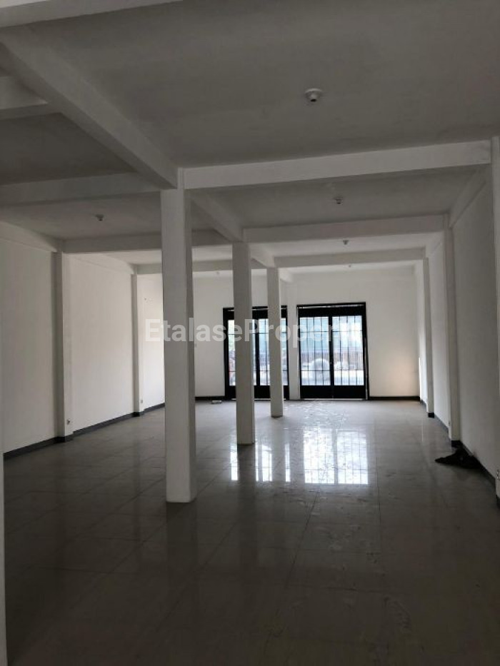 Foto properti JUAL Ruko 2Lt Jalan Raya 0 2