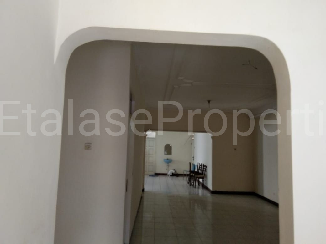 Foto properti Dijual / Disewakan Rumah Simpang Darmo Permai Selatan 5