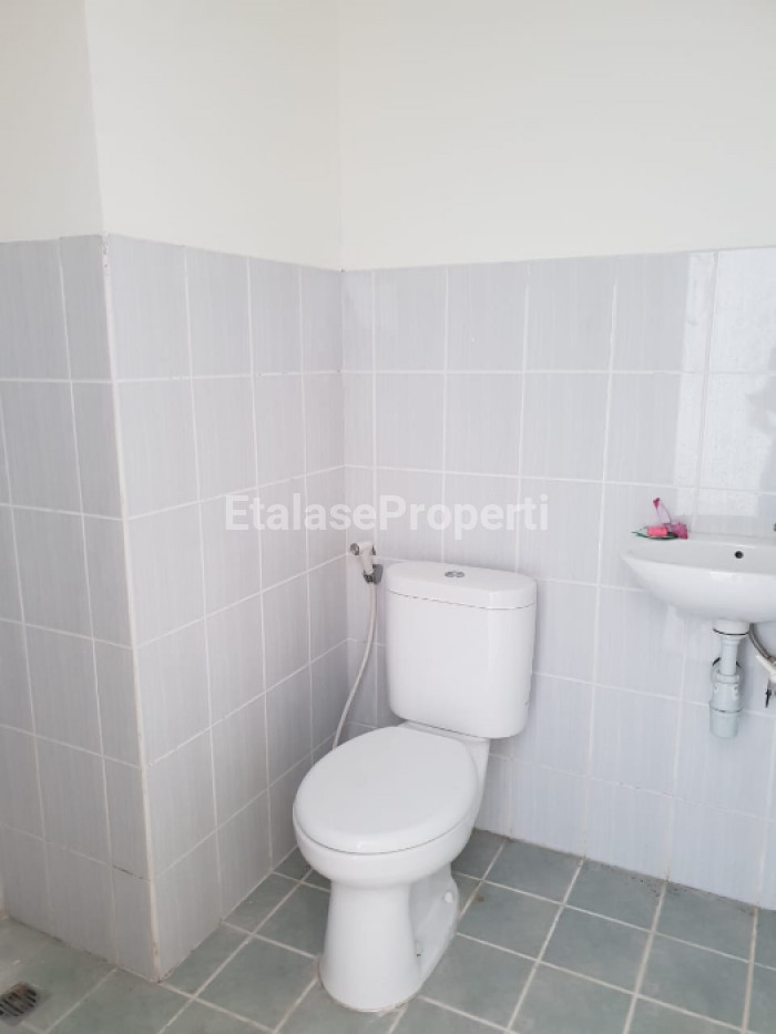 Foto properti Disewakan Ruko Puncak Dharmahusada PDH Blok C Merr, Surabaya Timur 2
