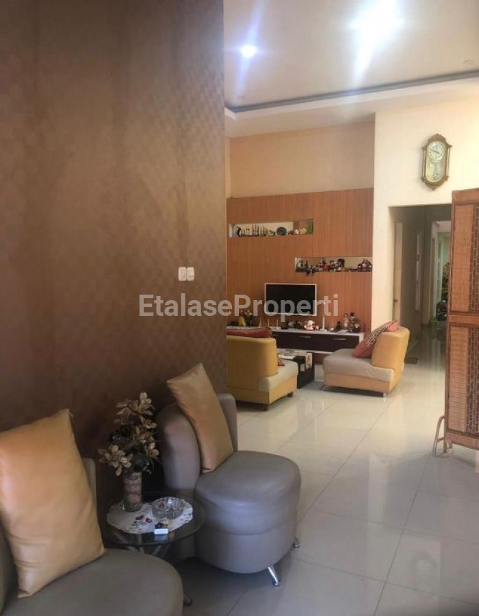 Foto properti Dijual Rumah Bagus Minimalis Tenggilis Mejoyo Utara - Dekat Ubaya 5