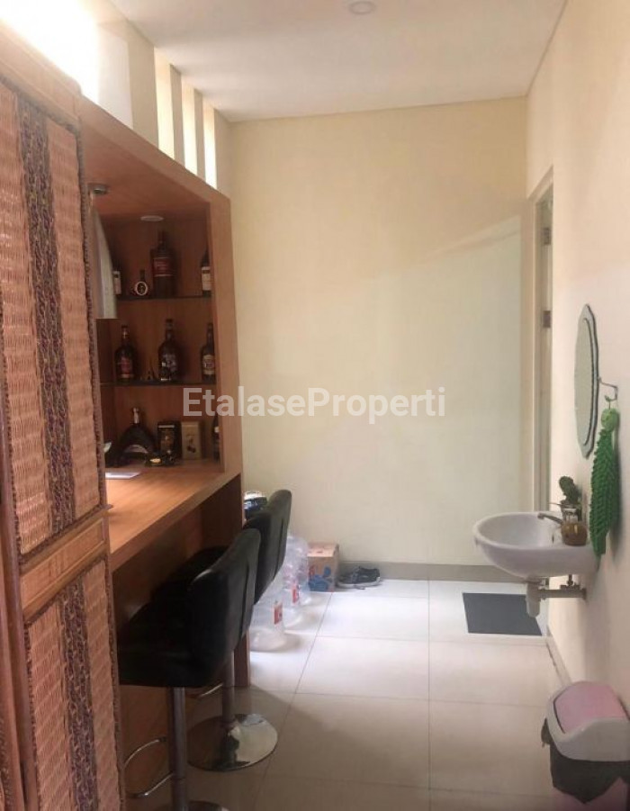 Foto properti Dijual Rumah Bagus Minimalis Tenggilis Mejoyo Utara - Dekat Ubaya 8