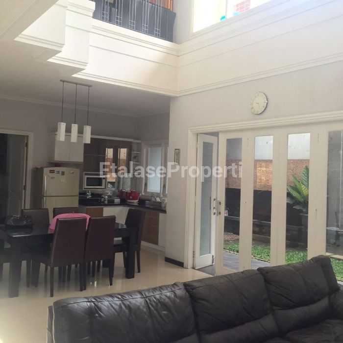 Foto properti Dijual & Disewakan Cepat Rumah Komersial Citraland Taman Gapura Belakang G Walk 3