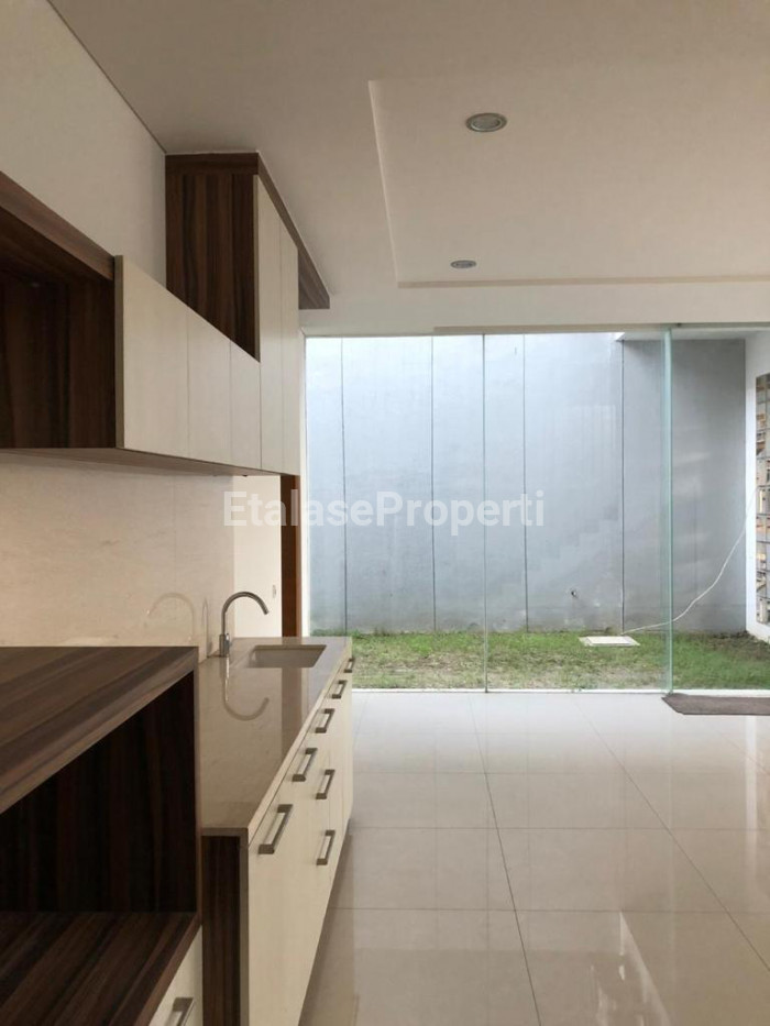 Foto properti Dijual Rumah Minimalis Baru Gress Dian Istana, Park Avenue 2