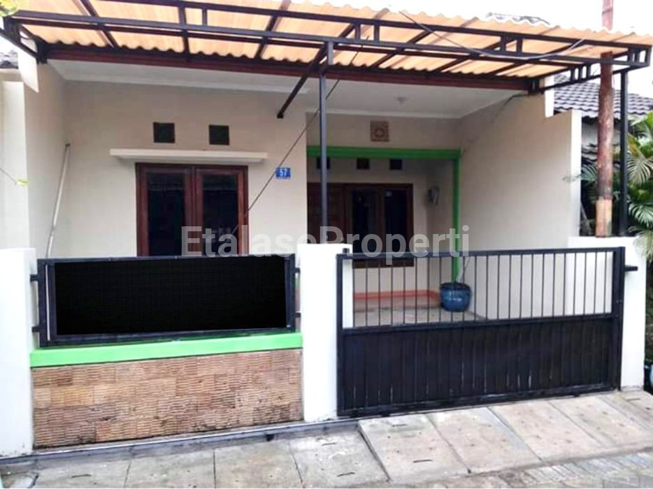 Foto properti Disewakan Murah Rumah Siap Huni Di Manukan 1