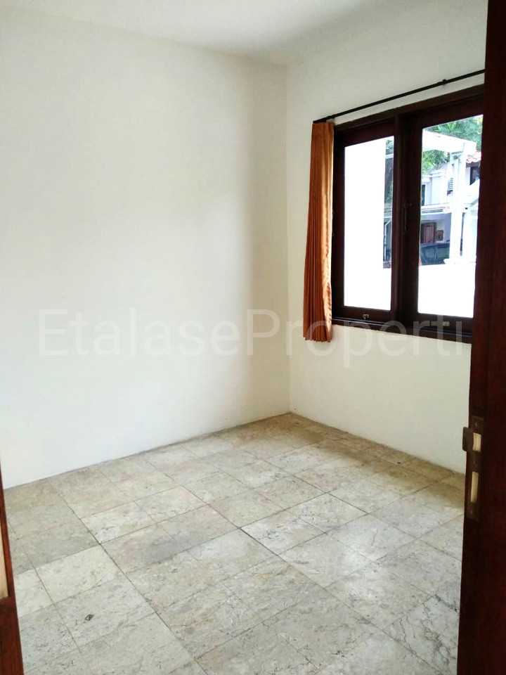 Foto properti DISEWAKAN RUMAH TAMAN GAPURA, CITRALAND 4