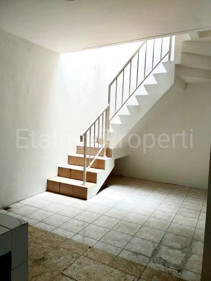 Foto properti DISEWAKAN RUMAH TAMAN GAPURA, CITRALAND 6