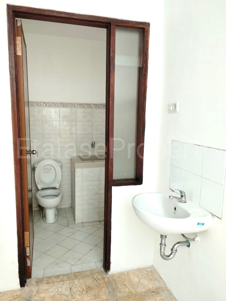 Foto properti DISEWAKAN RUMAH TAMAN GAPURA, CITRALAND 7