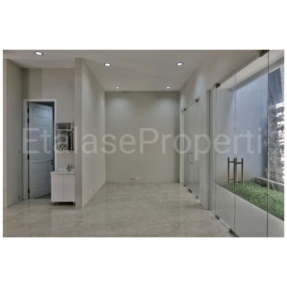 Foto properti Rumah Darmo Indah Surabaya Dijual Cepat 5