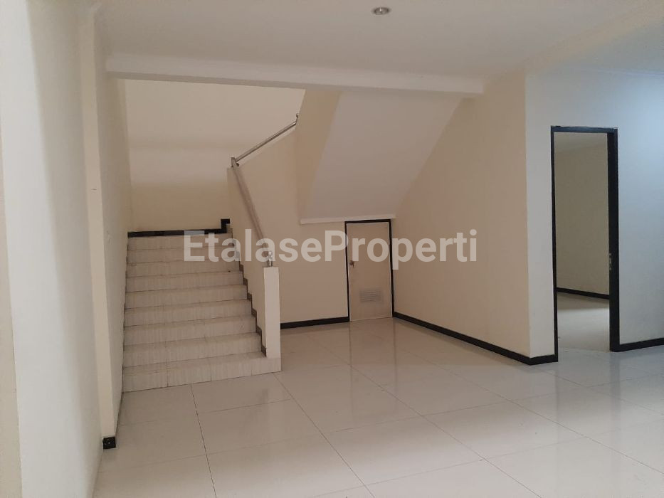 Foto properti Dijual Cepat Rumah Minimalis Di Kupang Baru Surabaya Barat 3
