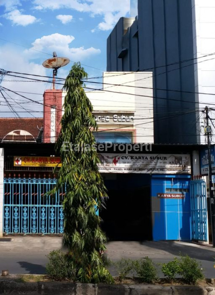 Foto properti Jual Cepat Bekas Toko Dan Bengkel Jalan Latimojong Makassar 1