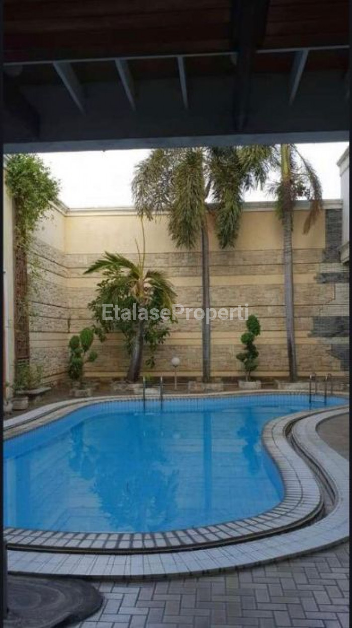 Foto properti Rumah Komersial Lokasi Strategis Di Pusat  Kota Surabaya 5