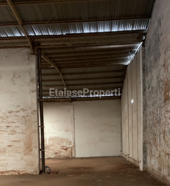 Foto properti Gudang Margomulyo Angtropolis 2 Unit Jejer Tembus Nol Jalan Raya Kembar Strategis 1