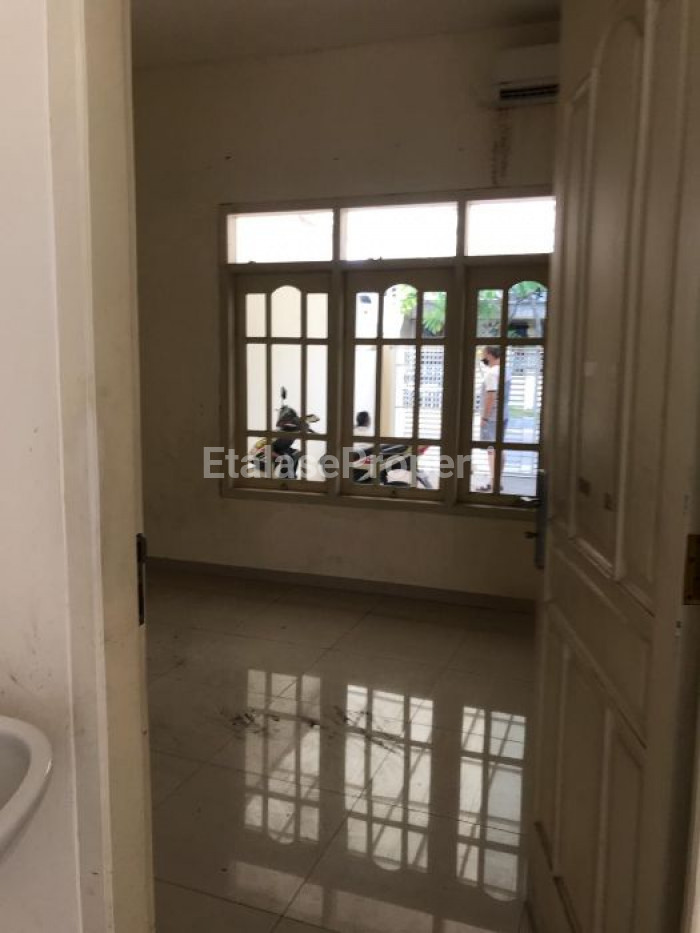 Foto properti Disewakan Rumah Sidosermo PDK Siap Huni 2