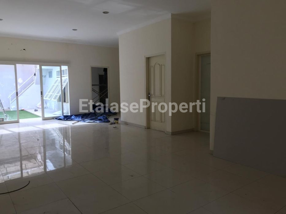 Foto properti Disewakan Rumah Sidosermo PDK Siap Huni 3