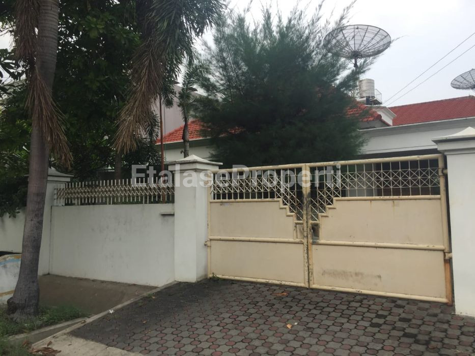 Foto properti Dijual Rumah Tengah Kota !!  Kemuning 1