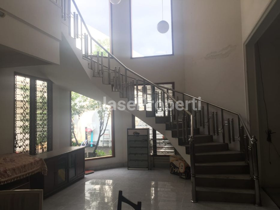 Foto properti Dijual Rumah Tengah Kota !!  Kemuning 3