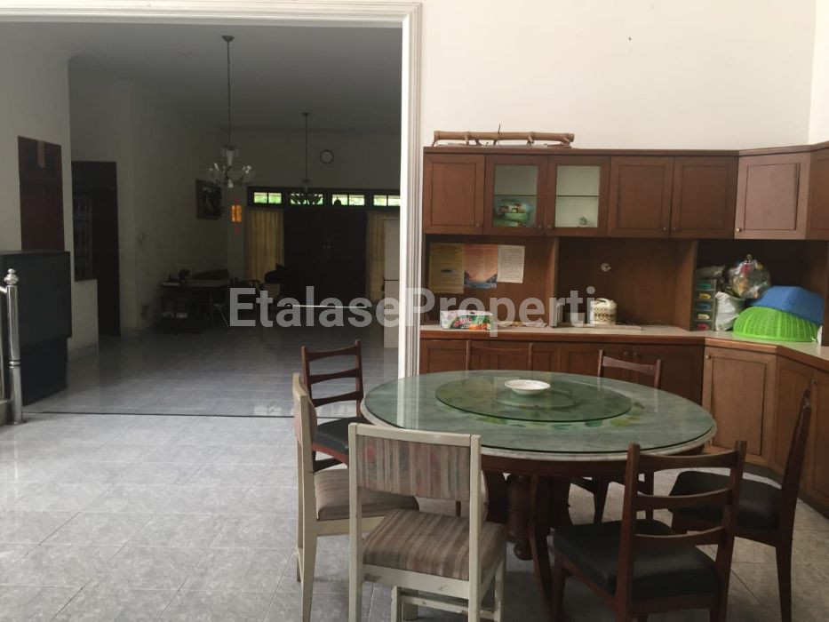 Foto properti Dijual Rumah Tengah Kota !!  Kemuning 4