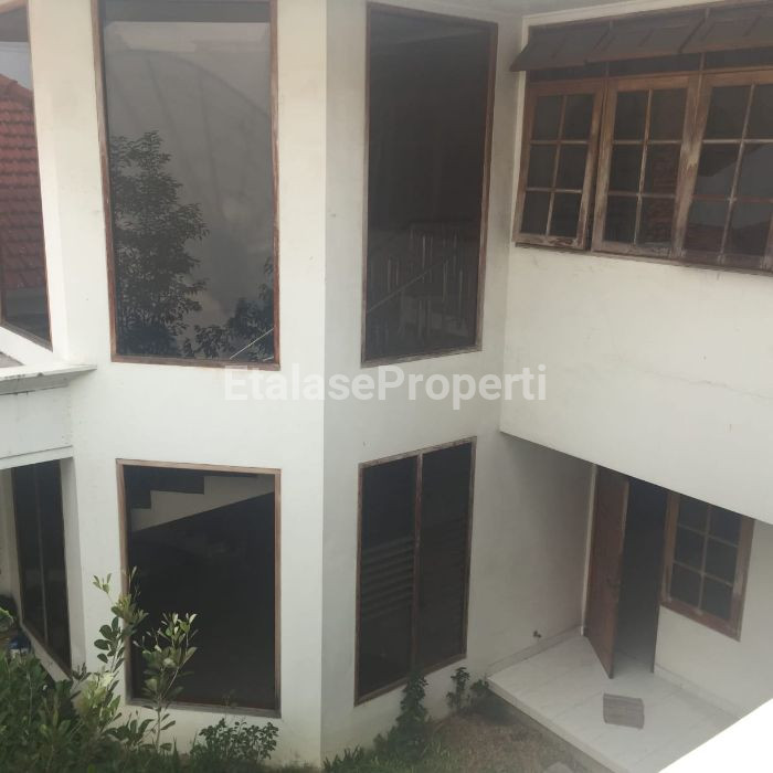 Foto properti Dijual Rumah Tengah Kota !!  Kemuning 8