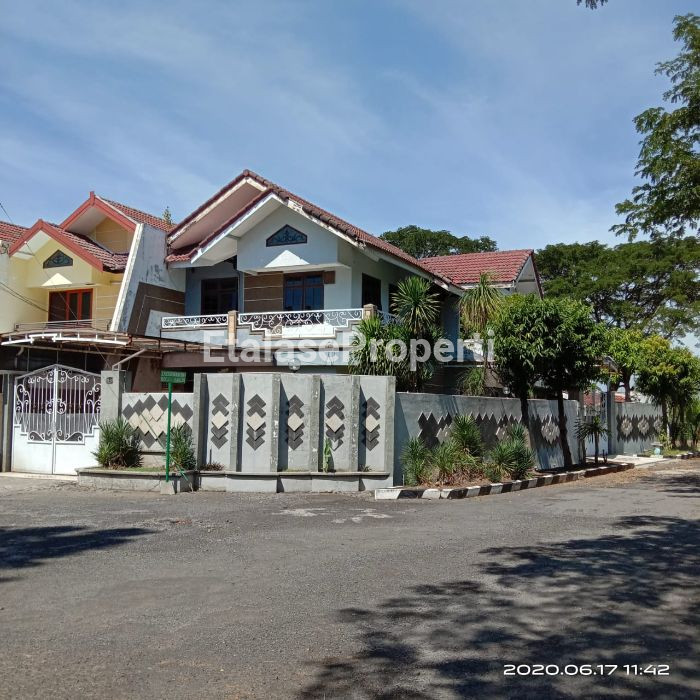 Foto properti RUMAH 2 LT TAMAN PONDOK INDAH - WIYUNG 1