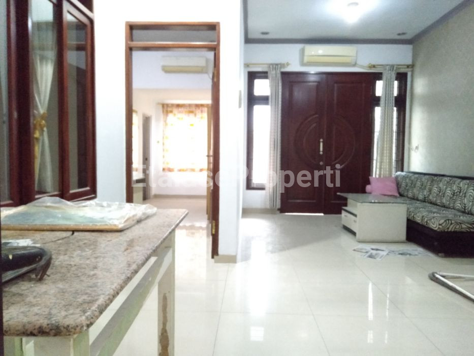 Foto properti Rumah Sewa Di Manyar Tirtoyoso Utara 6