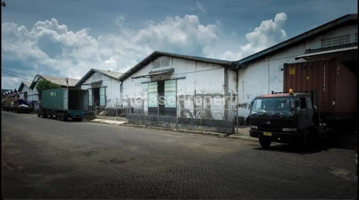 Foto properti Dijual Gudang Surabaya Kalianak 1