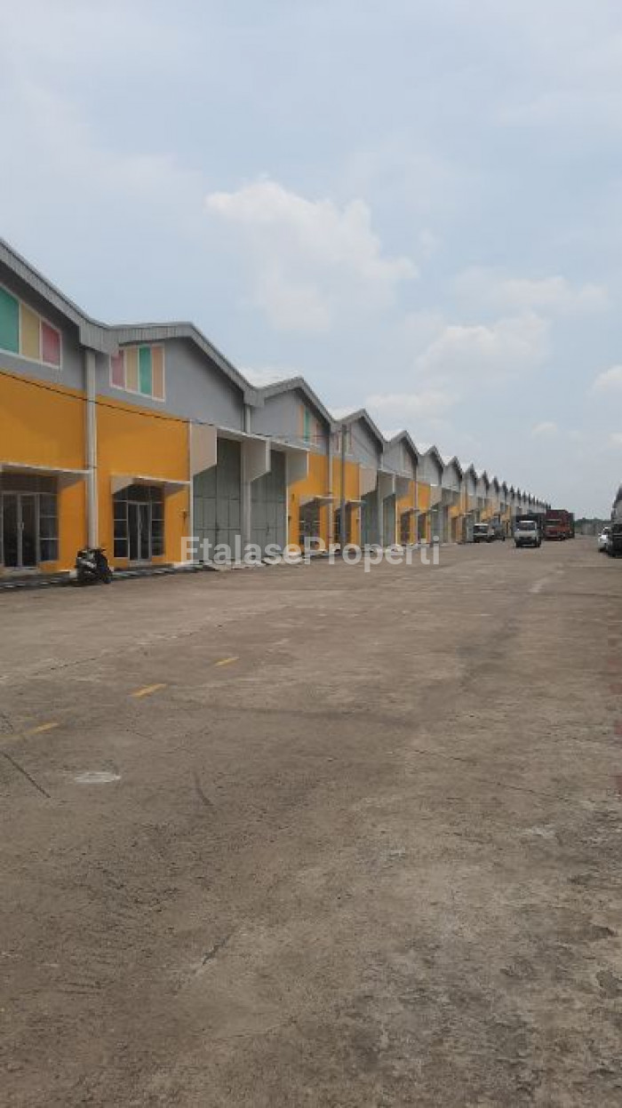 Foto properti Pergudangan Bumi Benowo 1