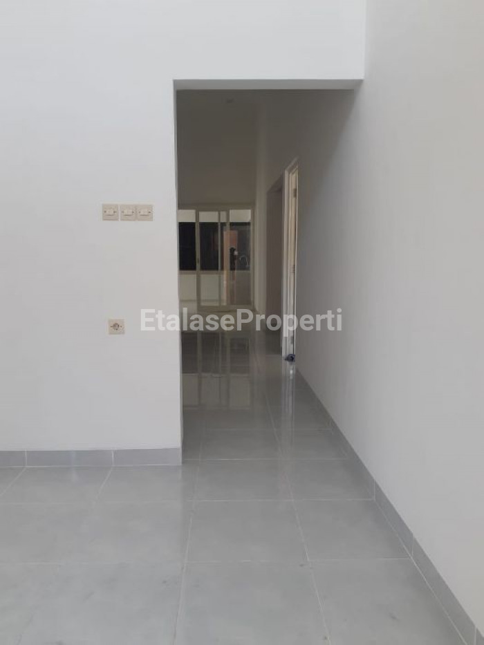 Foto properti Dijual Rugi Dari Harga Belinya  Rmh Baru Gress Siap Huni Lokasi Perum. Pondok Candra 5