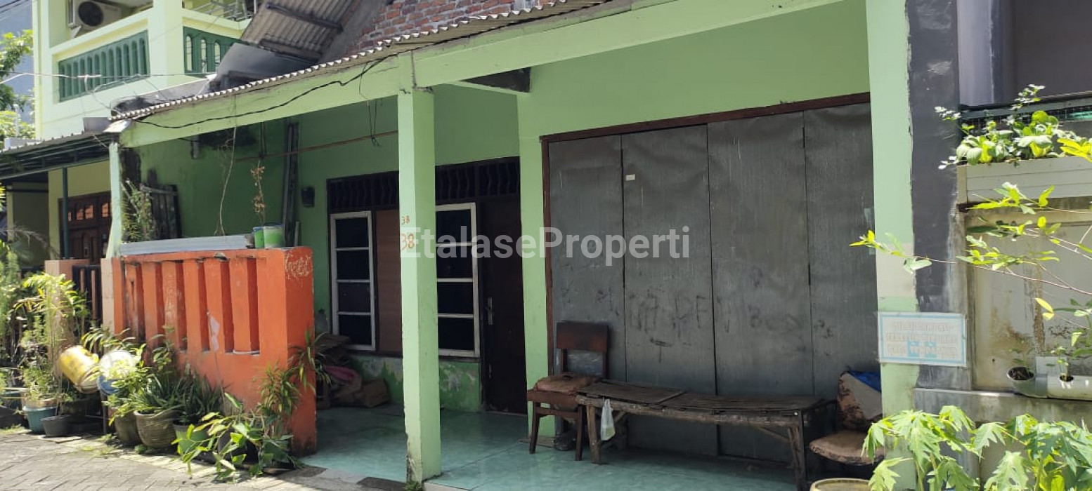 Foto properti Dijual Rumah Layak Huni Area Mantap Nyaman 1