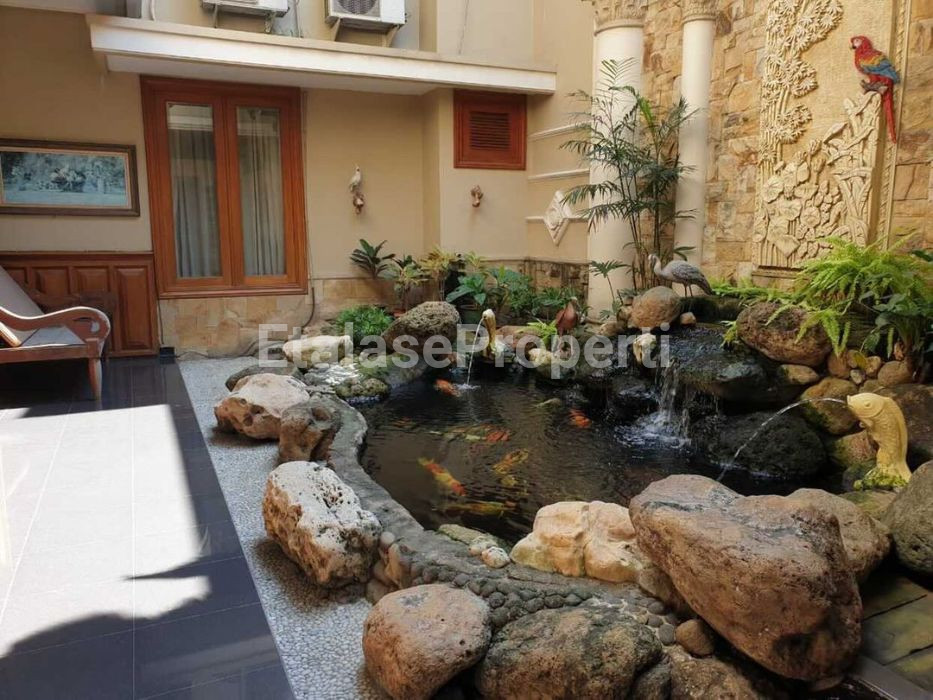 Foto properti Dijual Rumah Mewah Elit Bukit Darmo Golf Surabaya 5