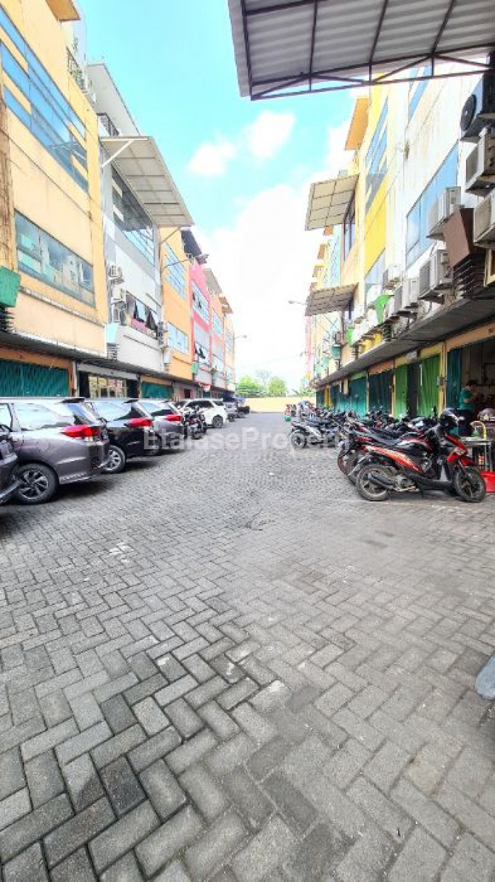 Foto properti Ruko Darmo Galeria Di Jl Mayjend Sungkono Surabaya 6