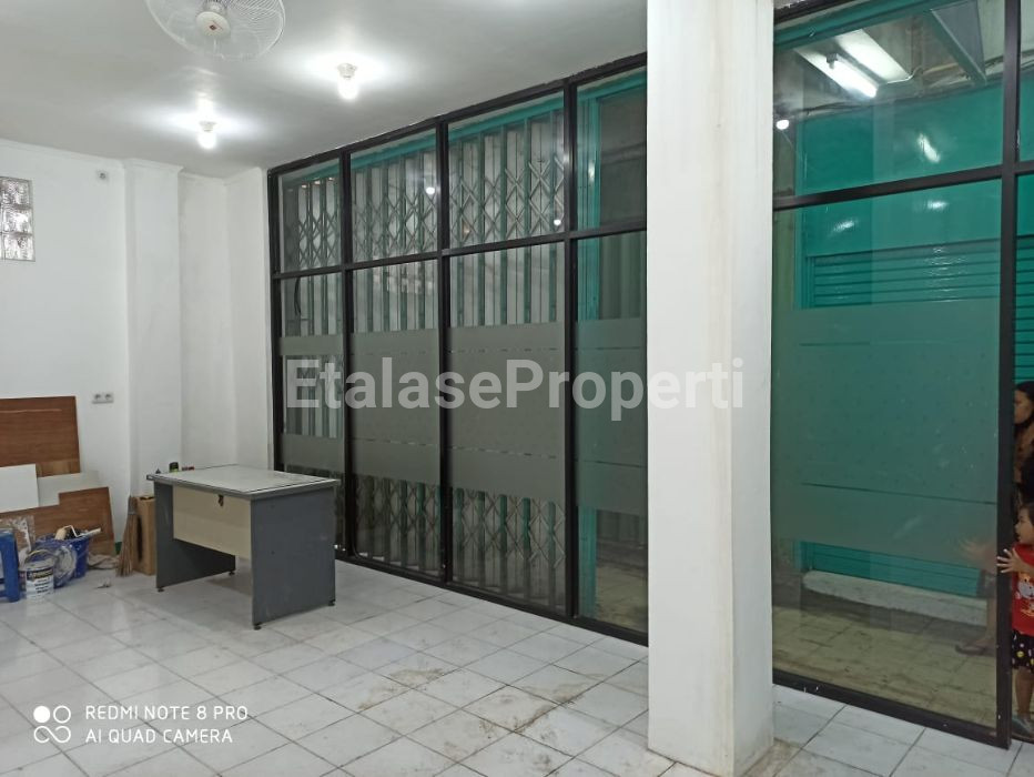 Foto properti Disewakan Segera Stand Di Pasar Genteng 1