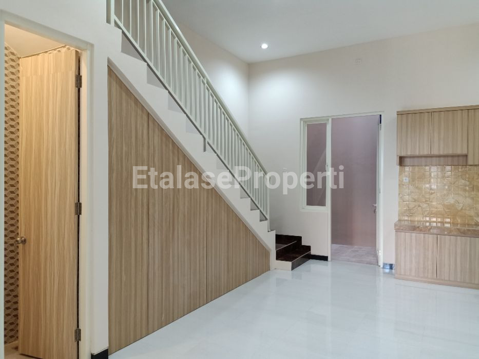 Foto properti Rumah Baru Minimalis Ciamik 3